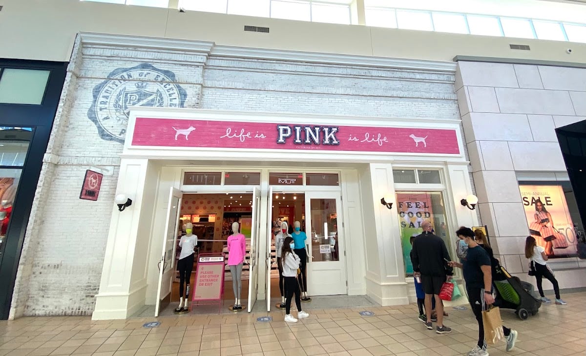 ⋆.˚ victorias secret & pink ⋆.˚୨୧