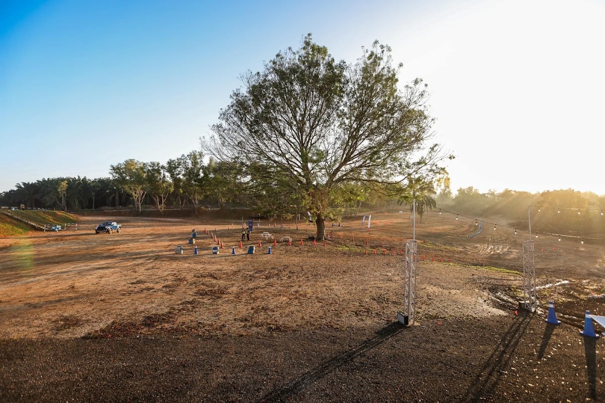 Sepang Bay 13 Off-Road Ranch by MSF