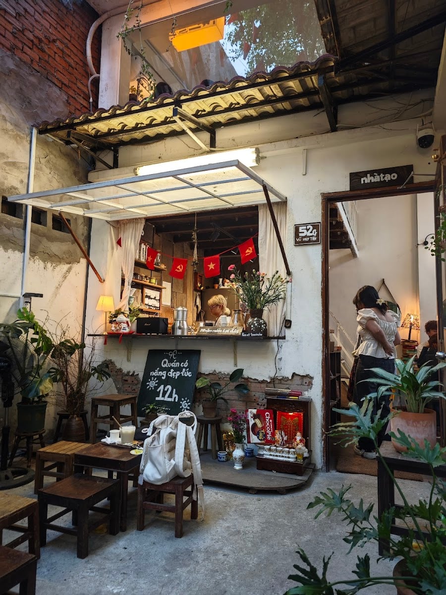 nhà tạo cafe