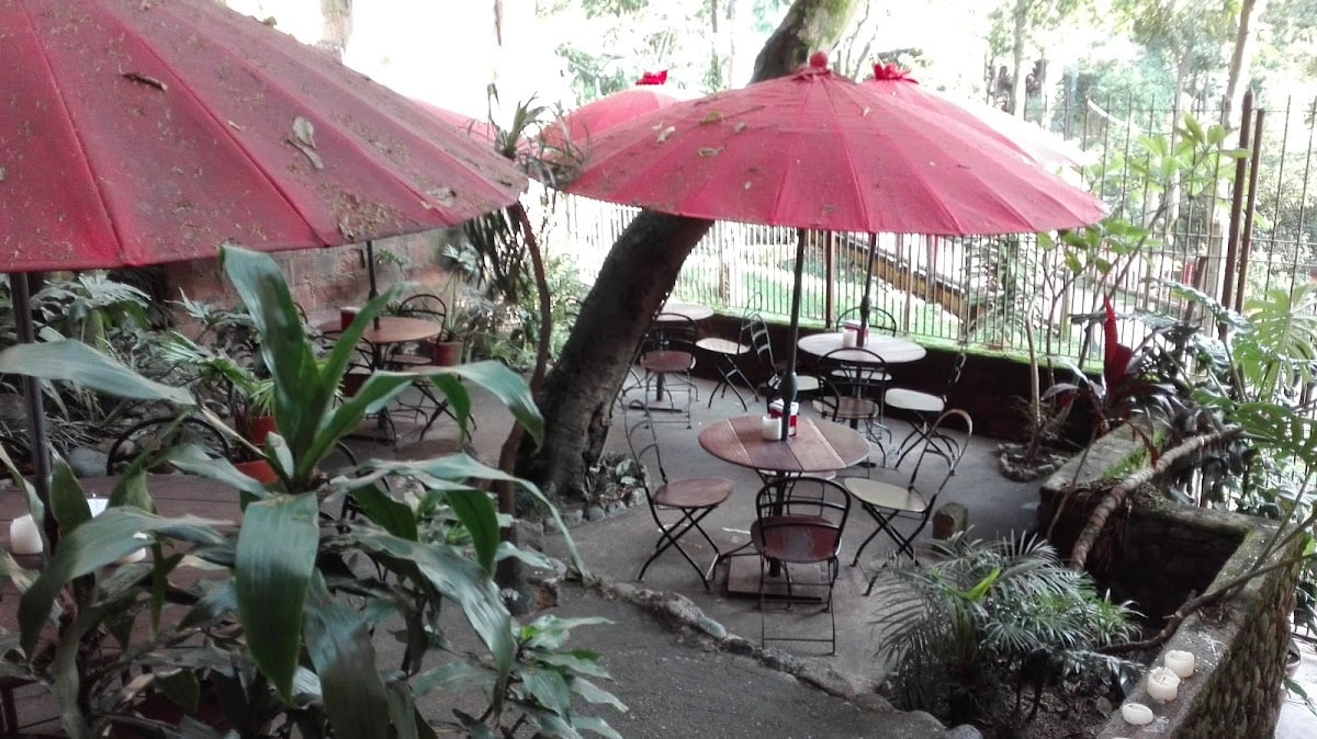 Café Zorba - best pizza imo