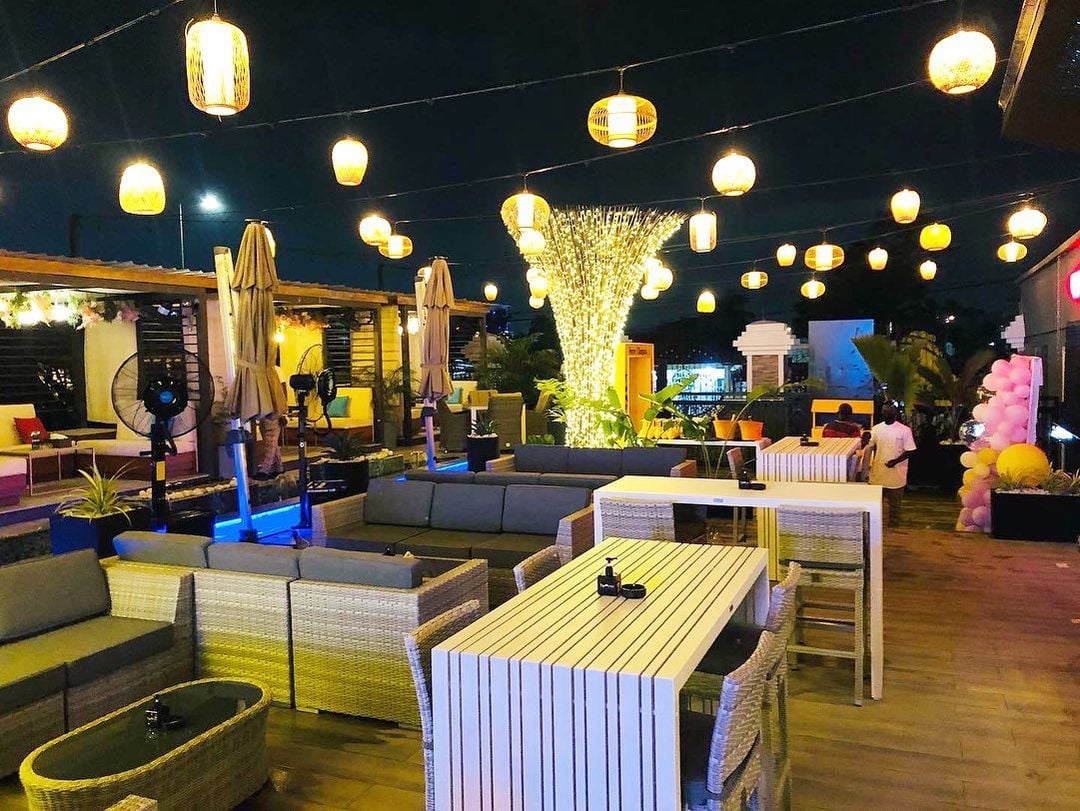 Tunnel Lounge