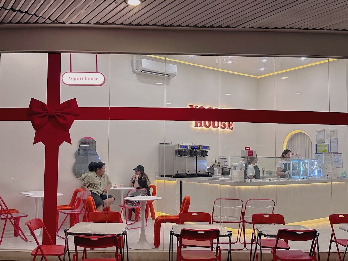 Yogurt House
