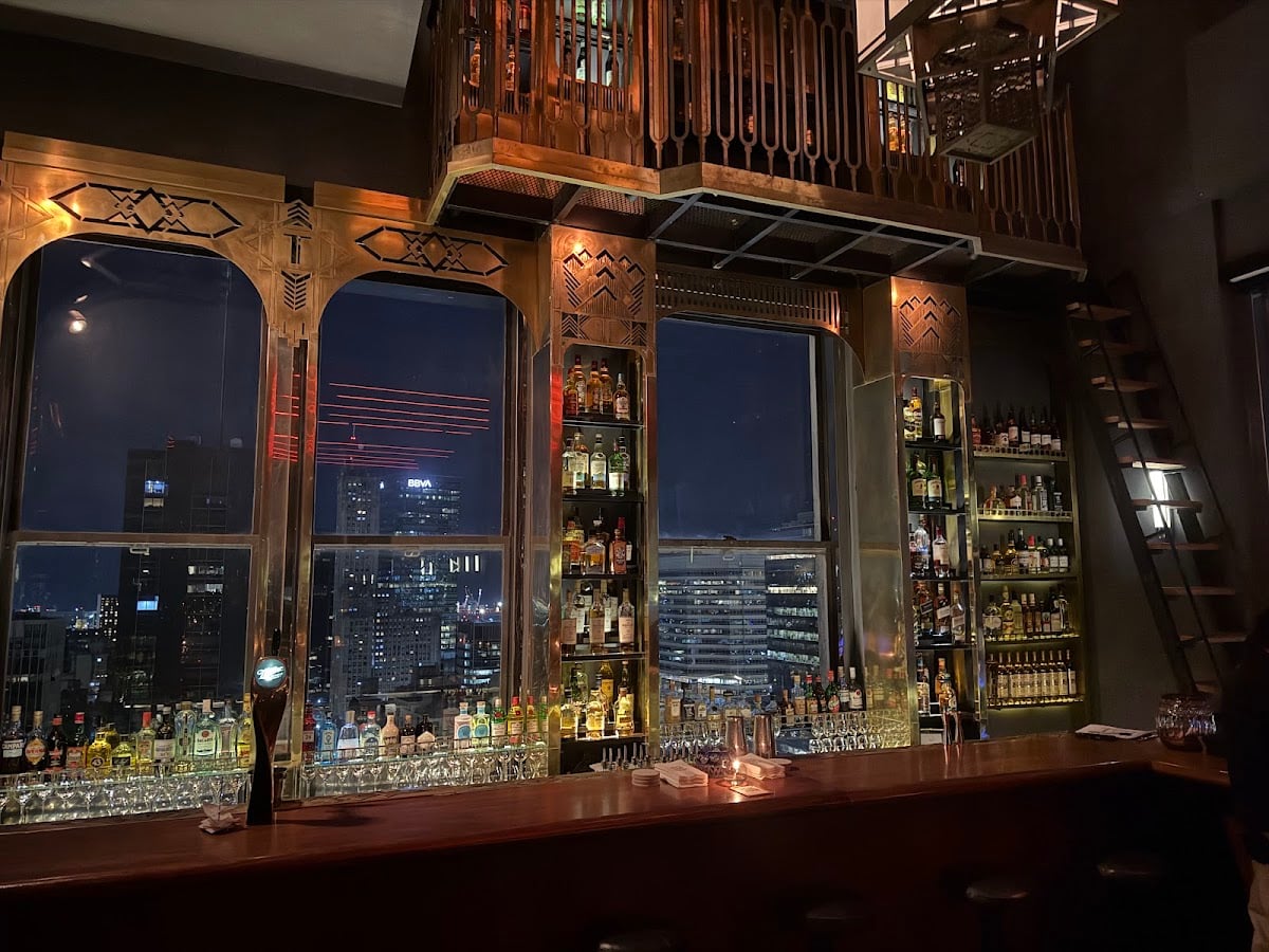 Trade Sky Bar - Av Corrientes 222 piso 19