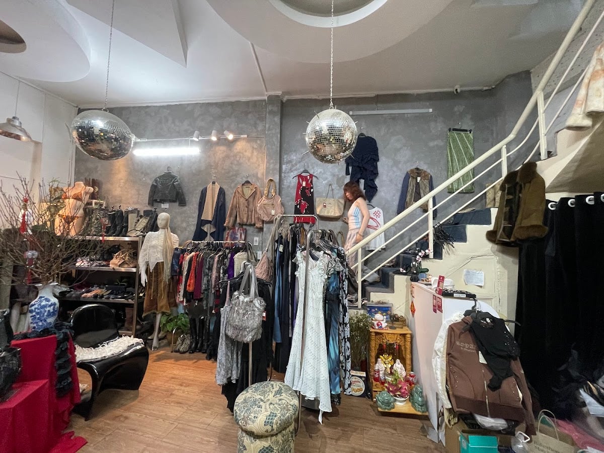 Angel Thrift shop