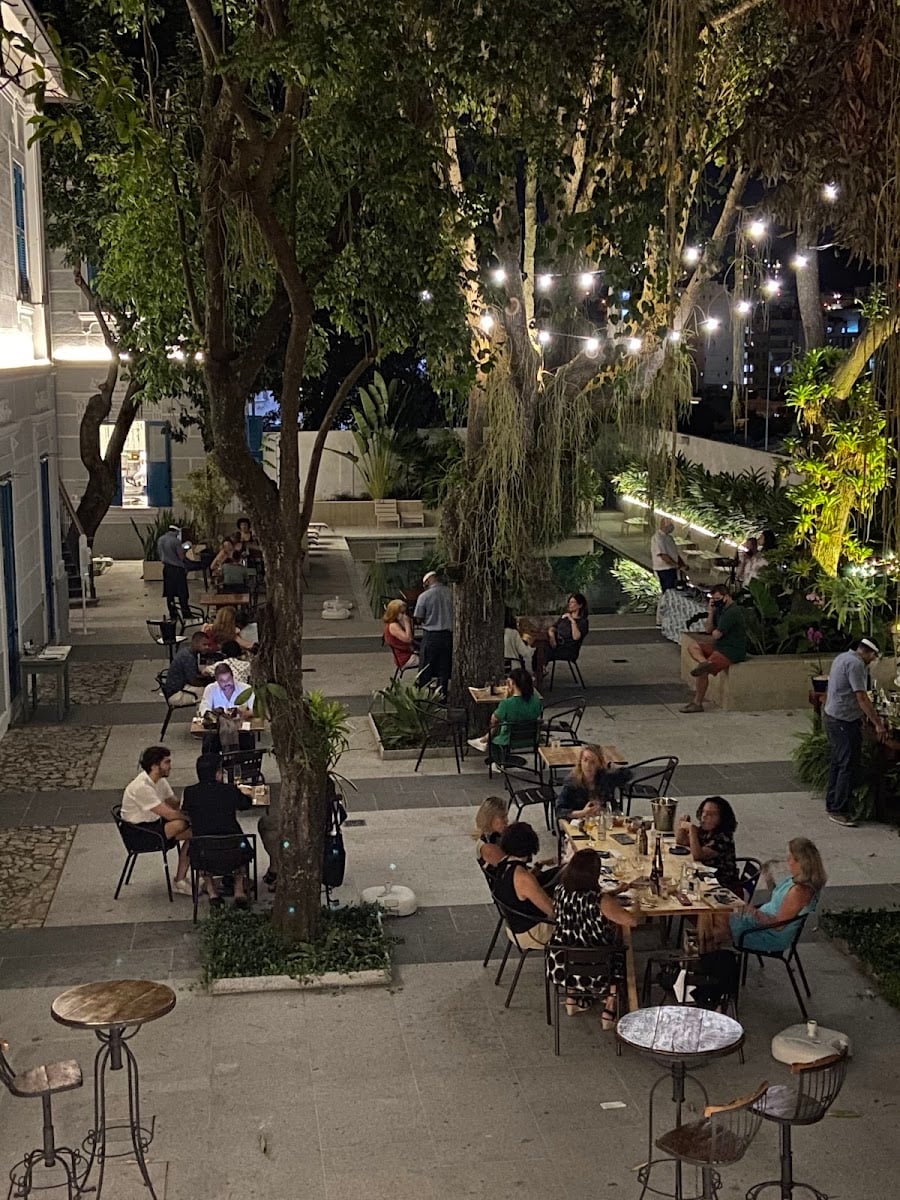 Bistrô da Casa - Ambiente intimista com comida excelente e bons vinhos. Só fui à noite, e achei ideal para casais. Fica na ladeira da Glória