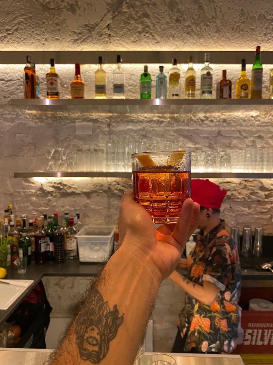 CARMEM BAR