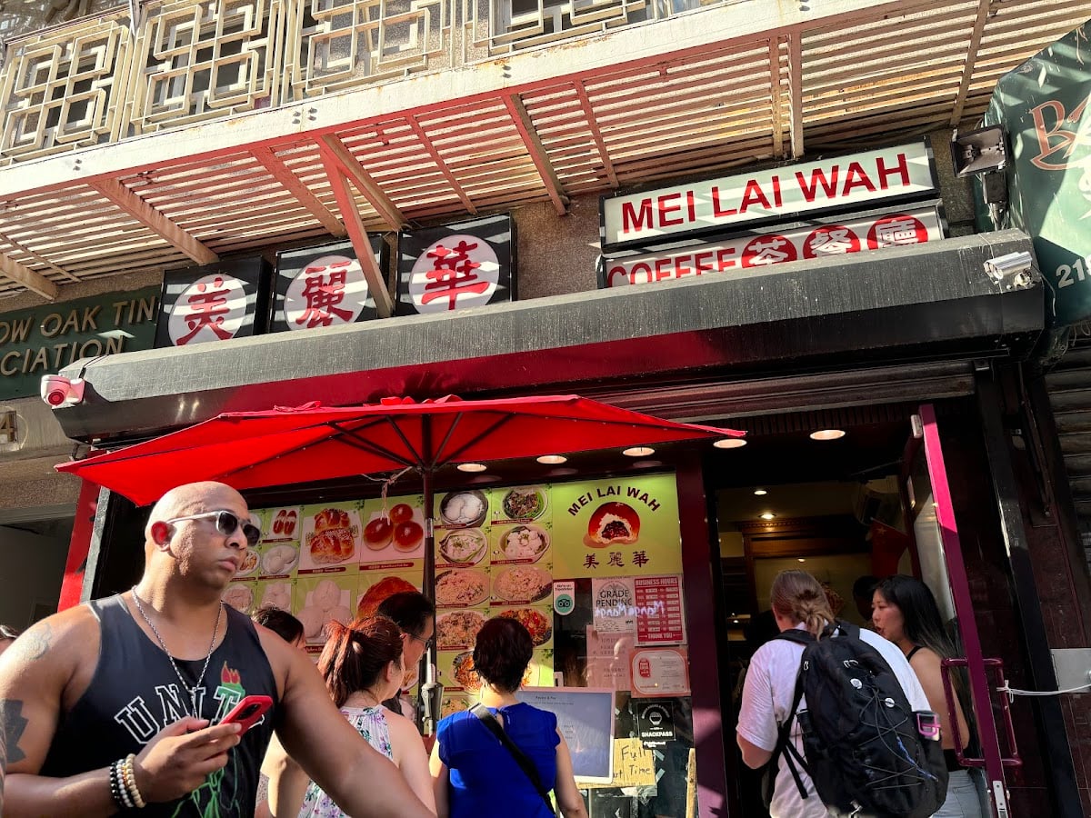 Mei Li Wah