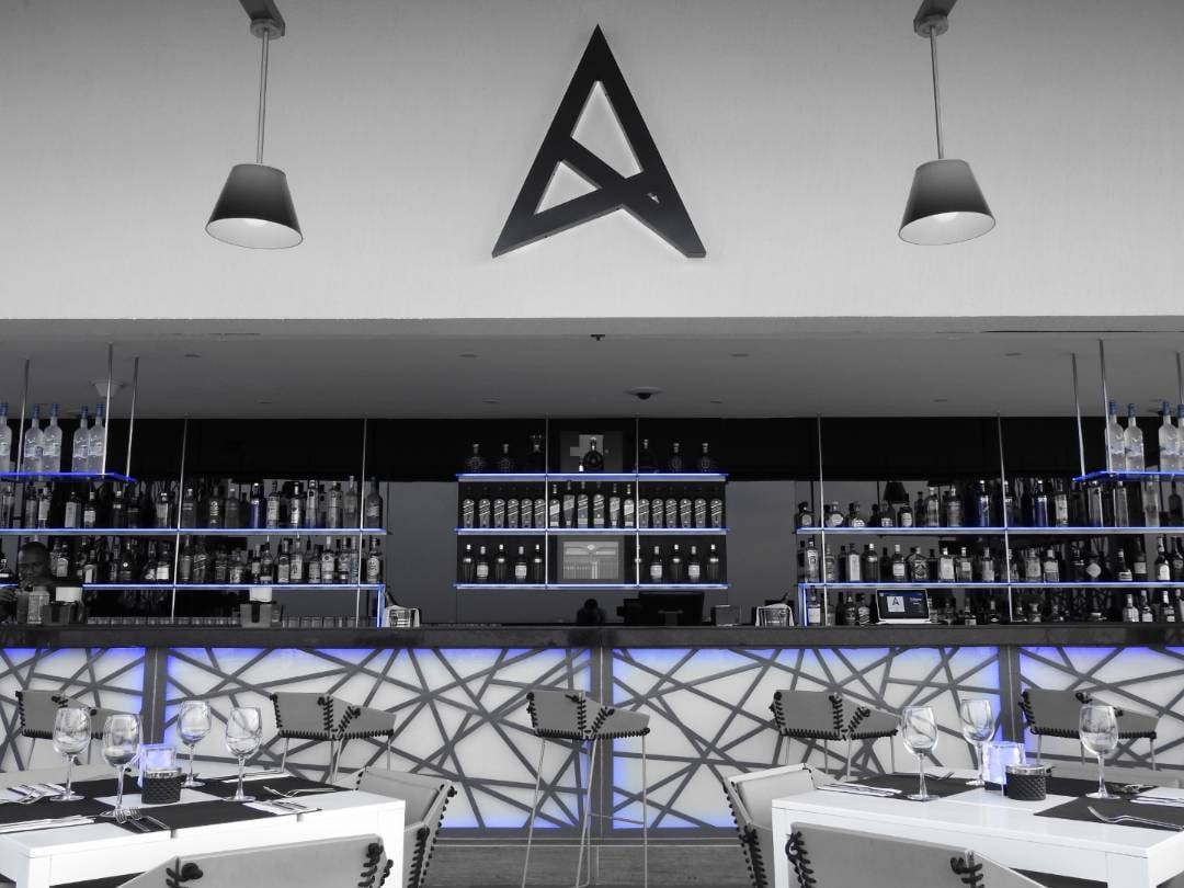 Sky Bar 25 Restaurant and Bar