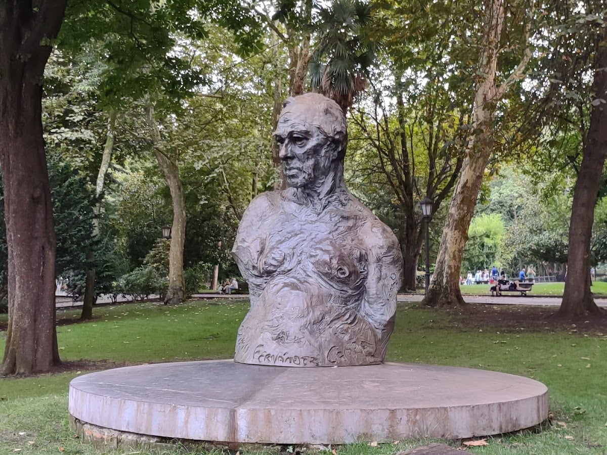 Monumento al General Sabino Fernández Campo