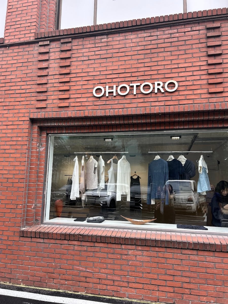 OHOTORO showroom seongsu