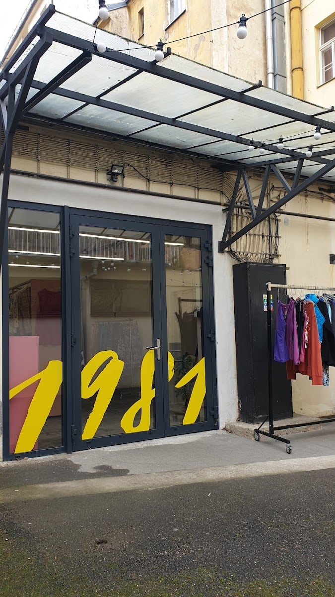 1981 Secondhand - Next level of vintage shopping