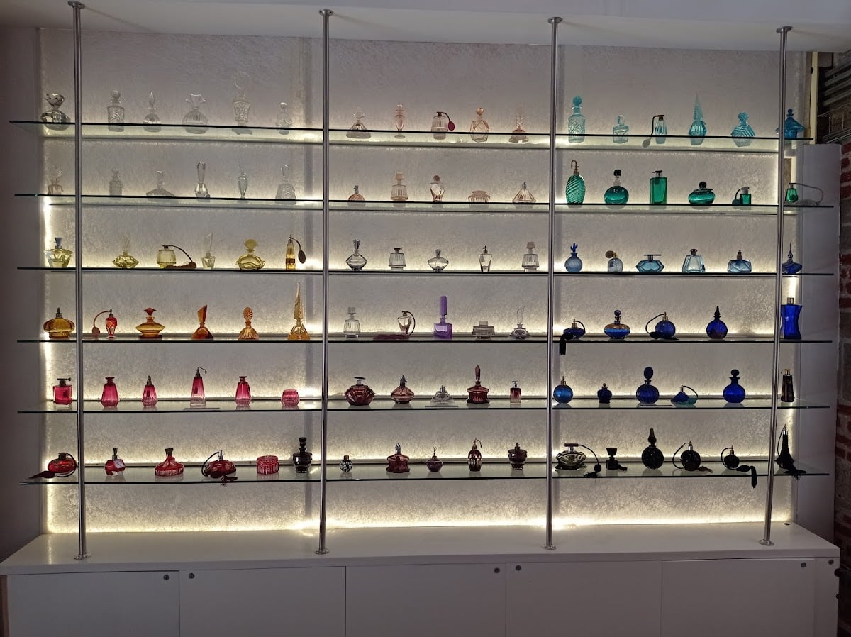 MUPE, Museo del Perfume - $70