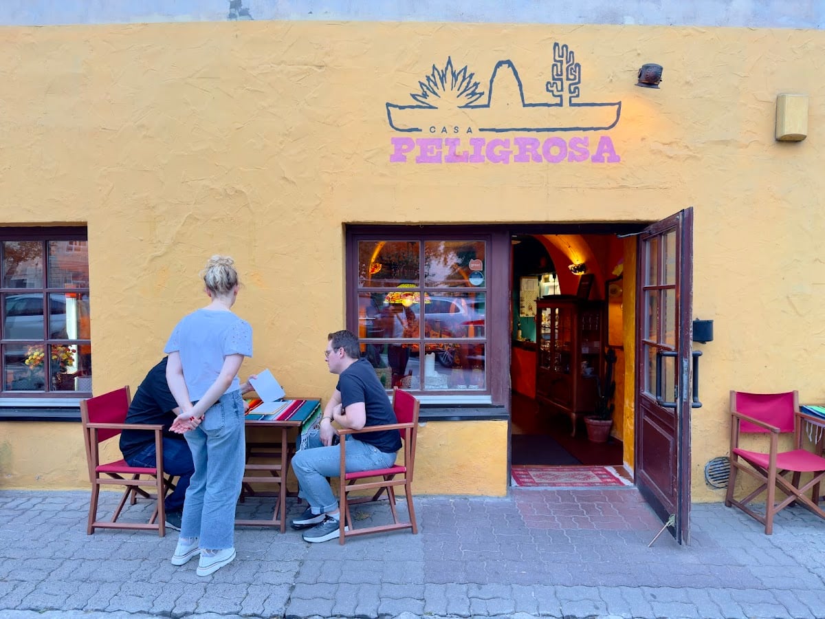 Casa Peligrosa - mexican