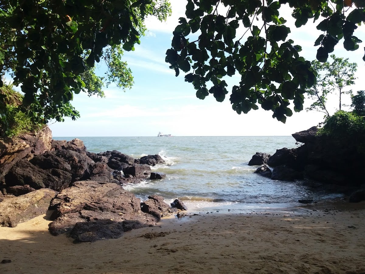 Pantai Banua Patra