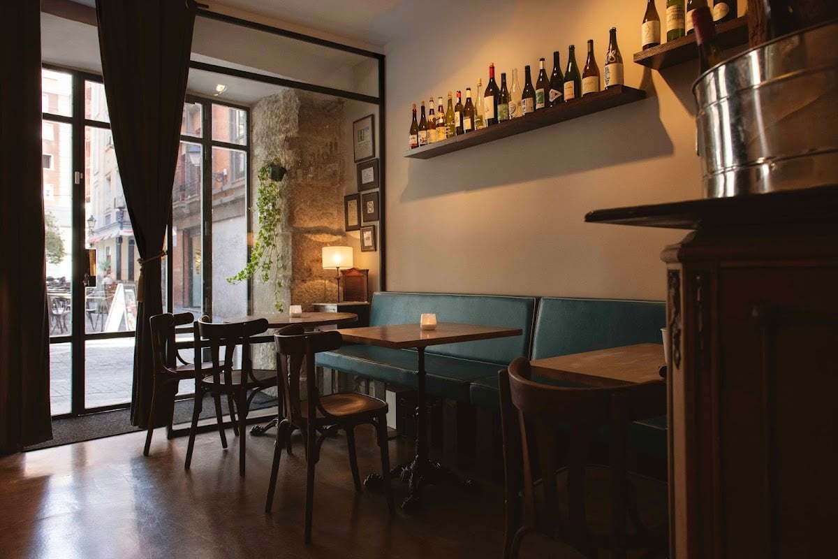 Bar-Vi Wine Bar