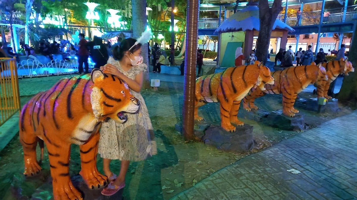 I-City