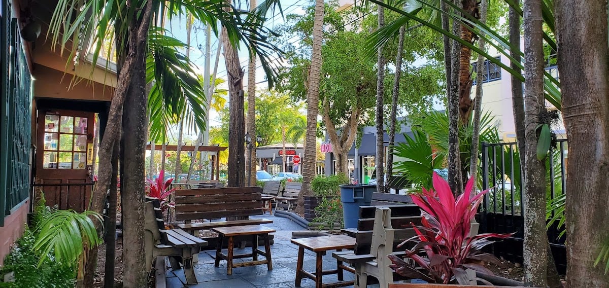 Bougainvillea's Old Florida Tavern