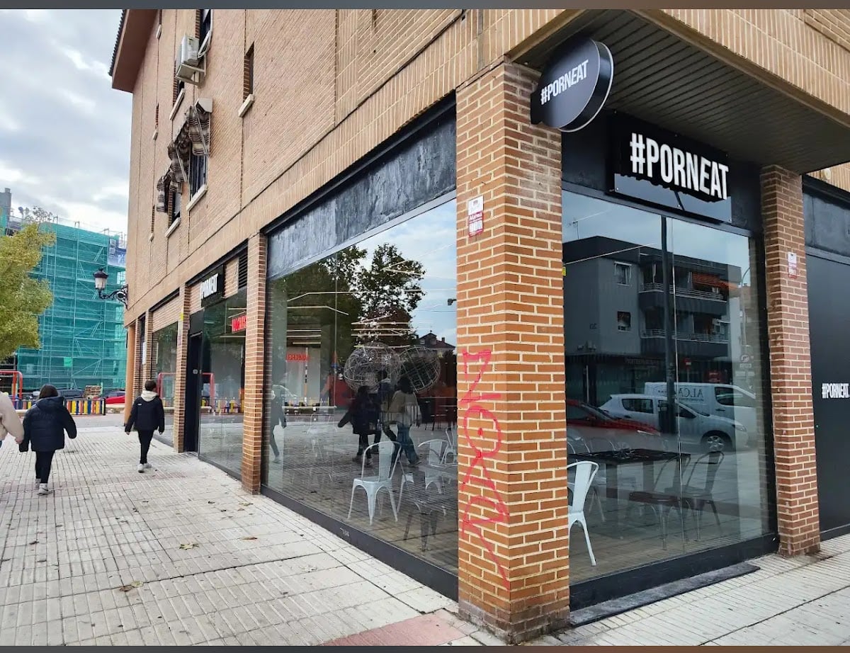 PORNEAT