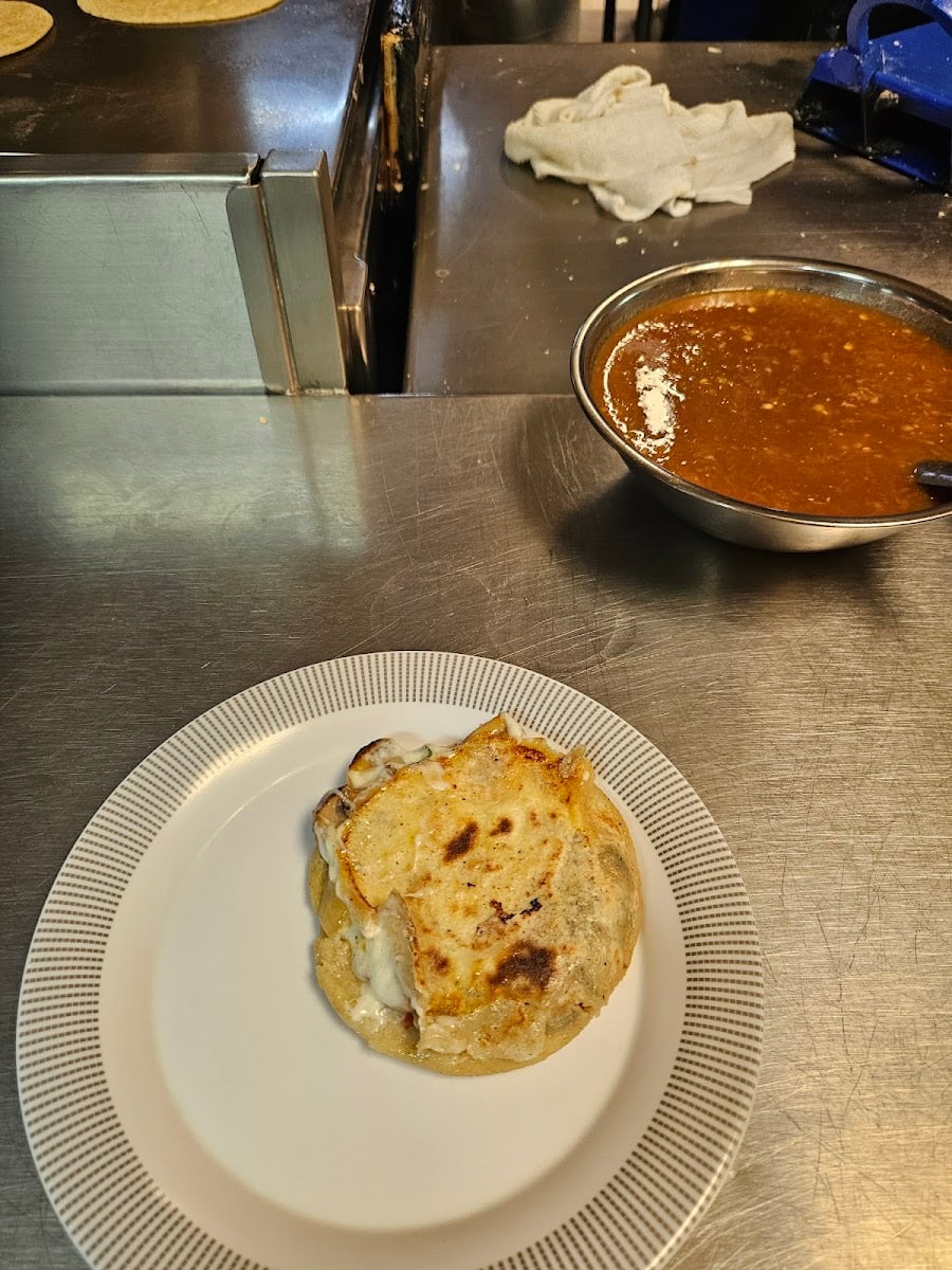 Tacos Y Gorditas Elvira