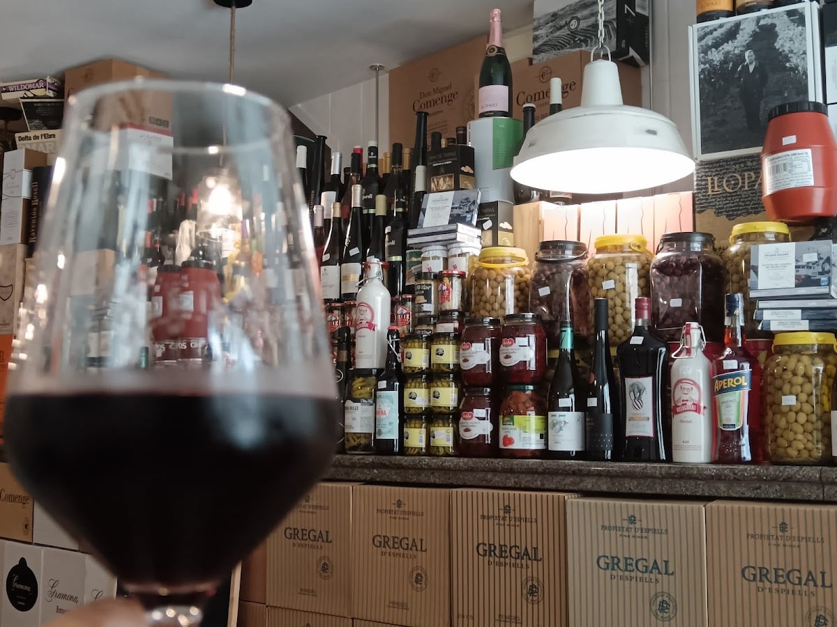 Vins i Tapes Galileu - reserva sempre
