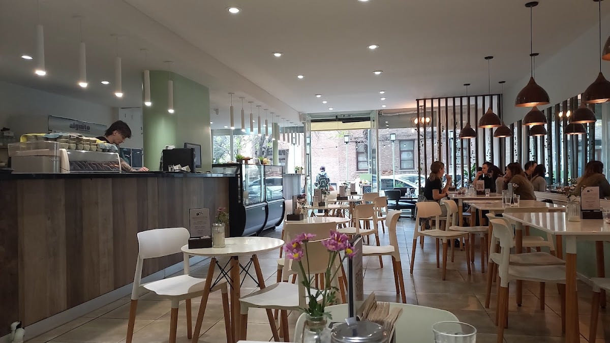 Alguito Café (Centro) - me llama que tenga veredita y la zona!
