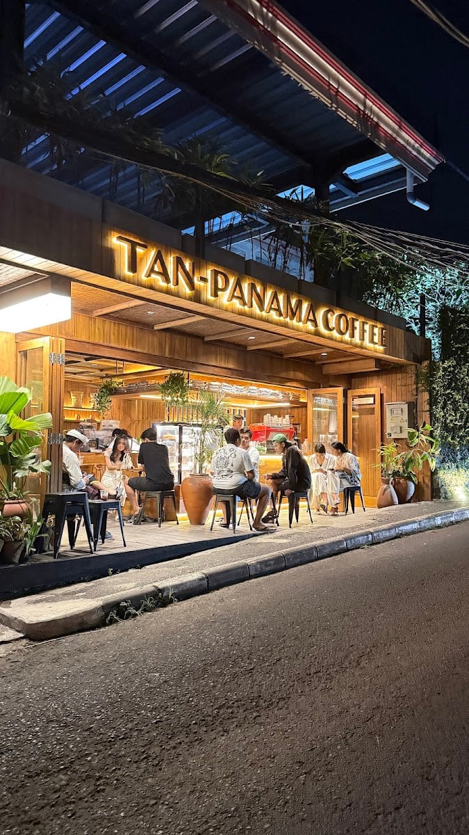 TAN-PANAMA COFFEE, UBUD