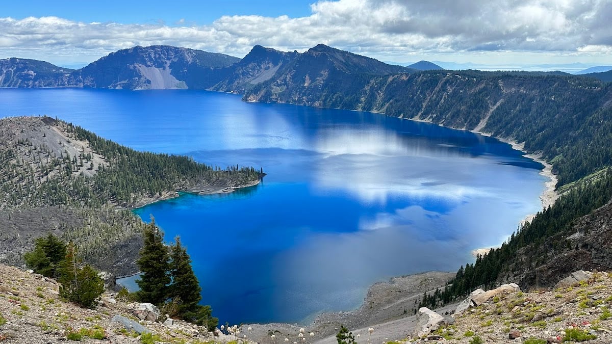 Crater Lake - Oregon