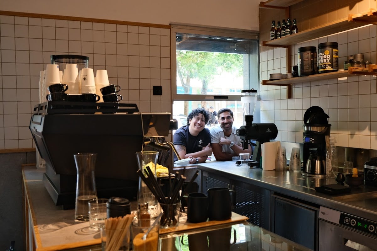 VEIA Café & Clubhouse
