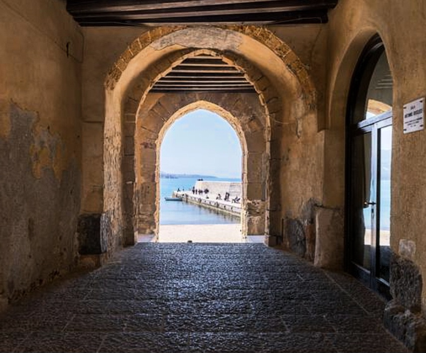 Porta Pescara (Porta Marina)