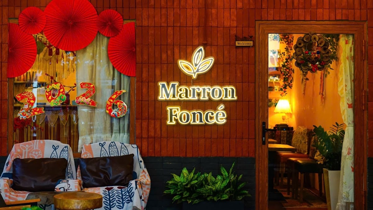 Tiệm Café Marron Foncé Lagi