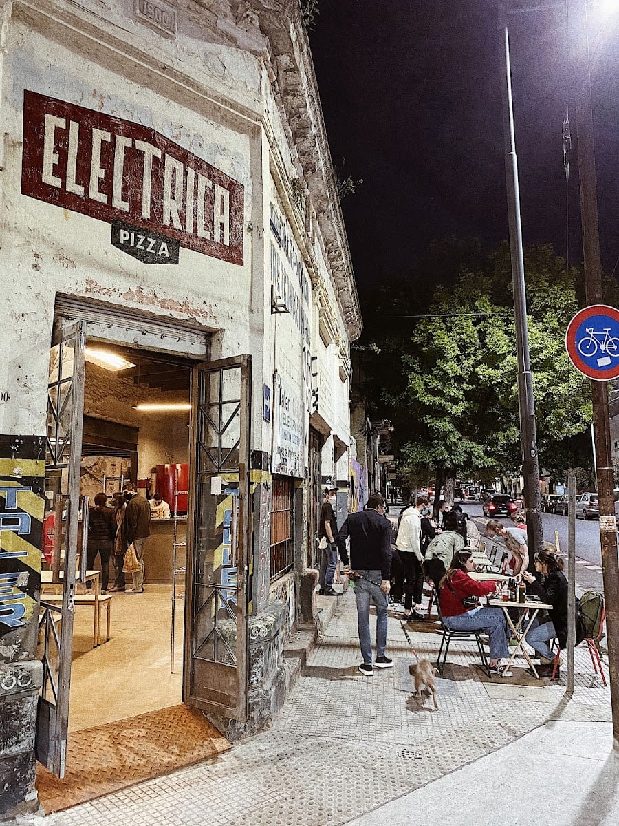 ELECTRICA pizza