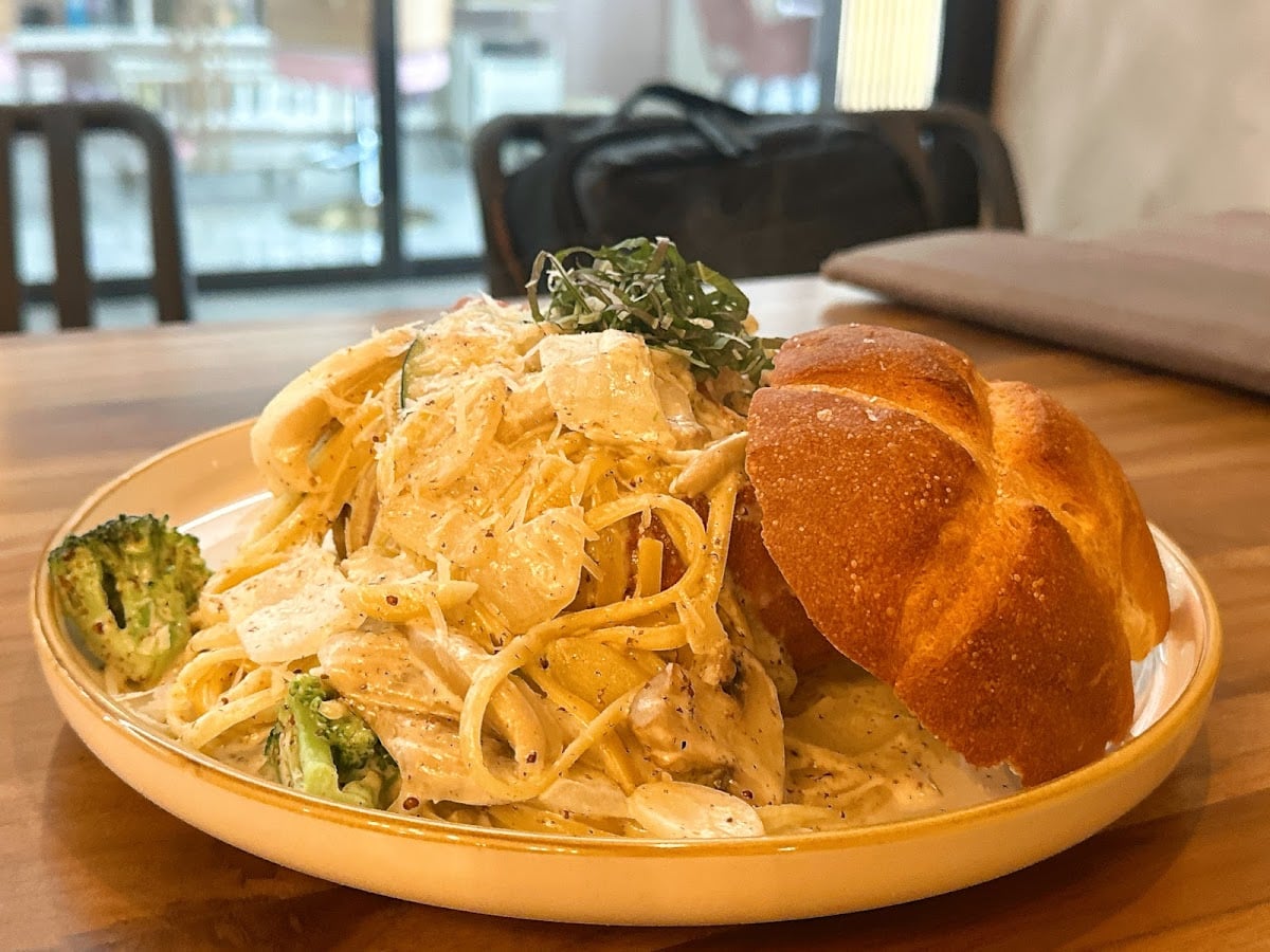 The Choice Restaurant & BakeryㅣZona 10