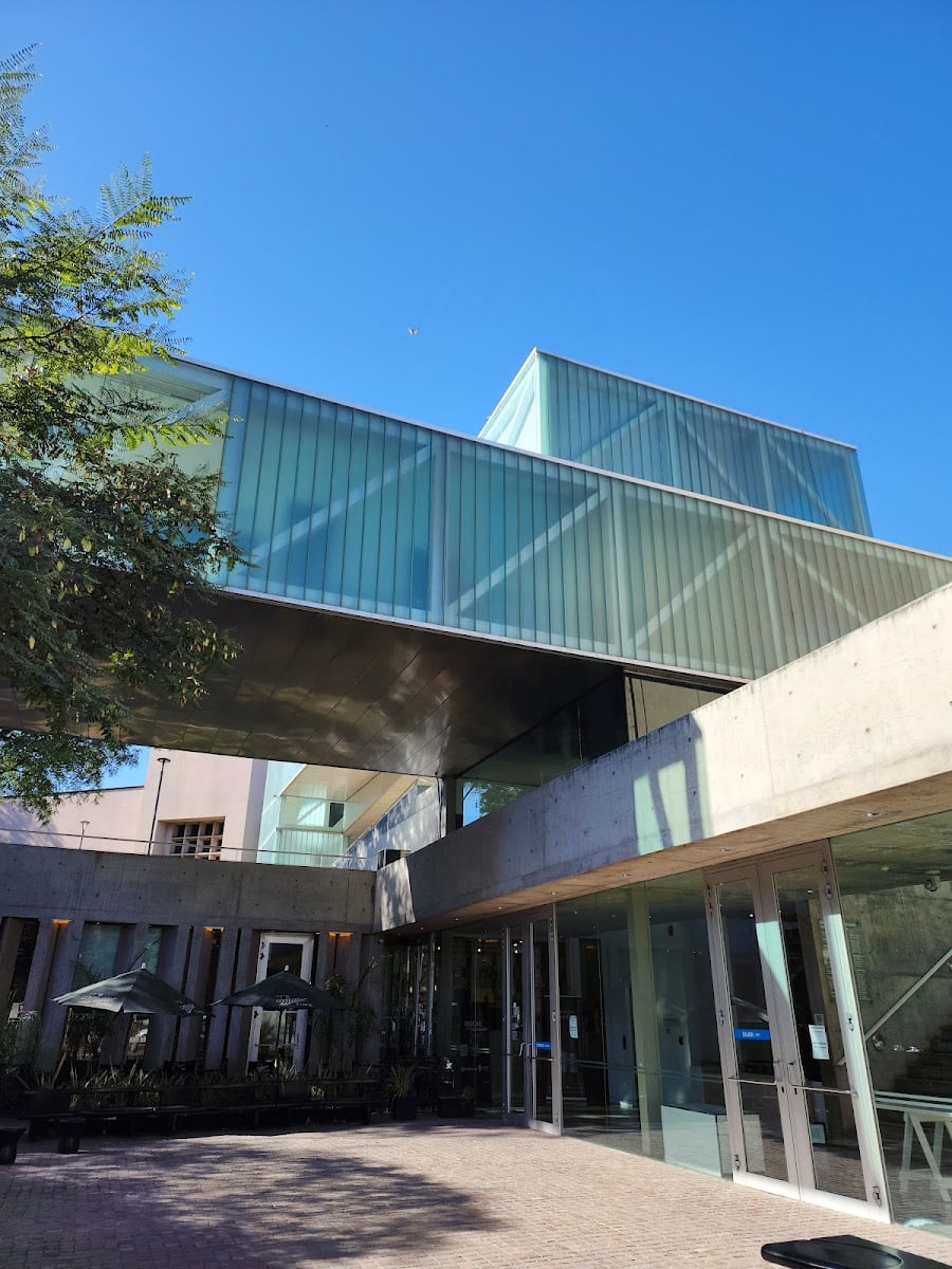 Museo Provincial de Bellas Artes "Emilio Caraffa" (M.E.C.)