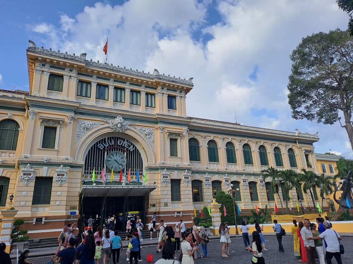 Saigon Central Post Office