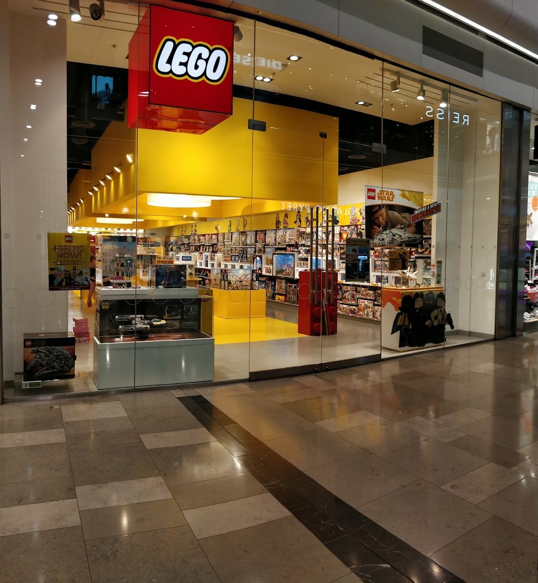 LEGO® Store