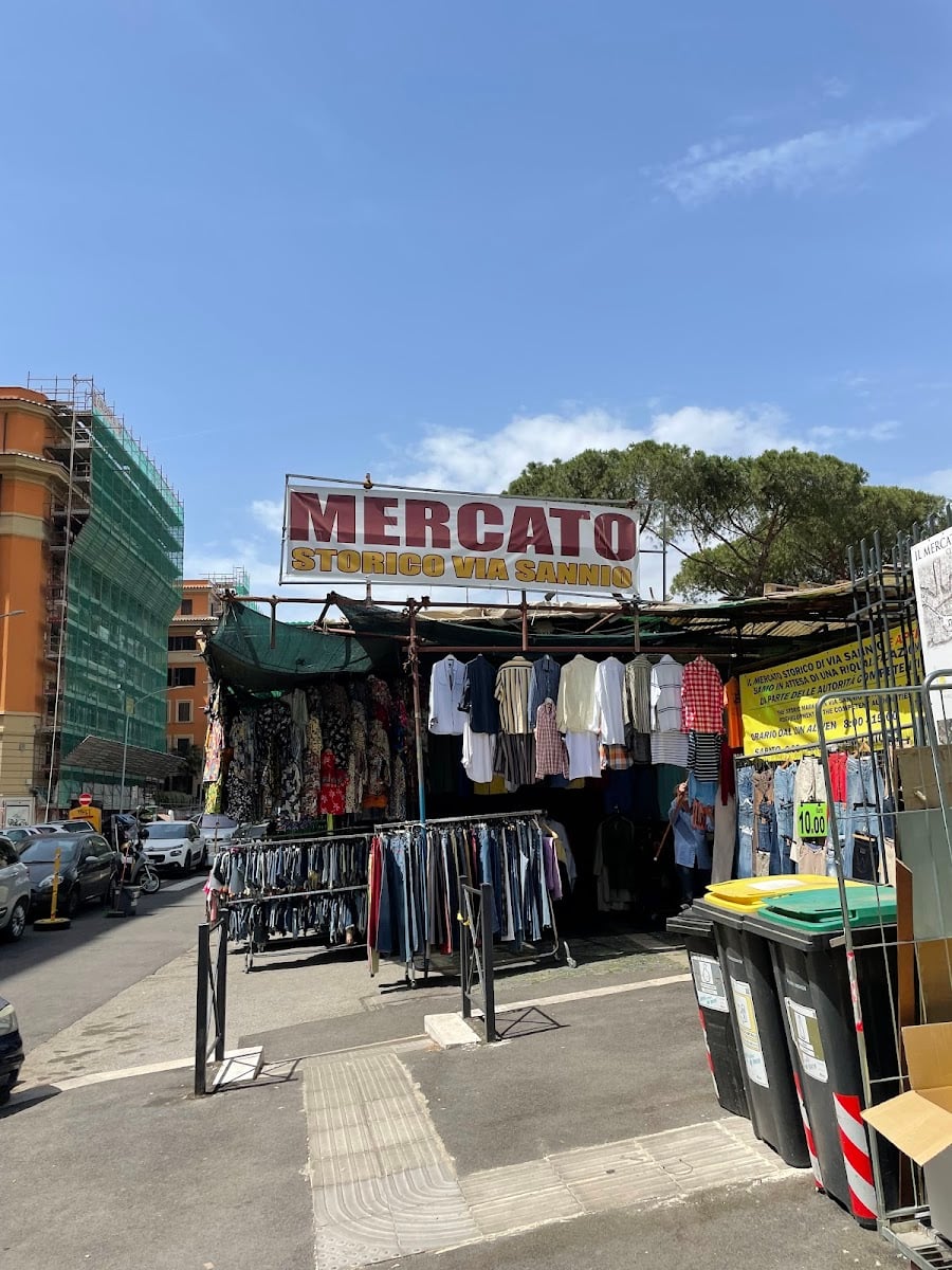 Mercato di Via Sannio - Weekdays
