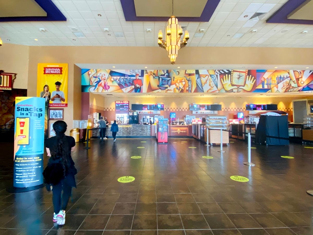 ⋆.˚ cinemark ⋆.˚୨୧