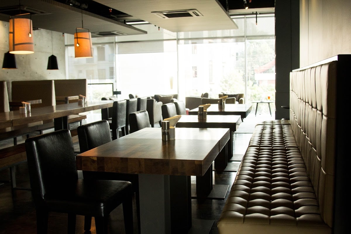 Bistro-E