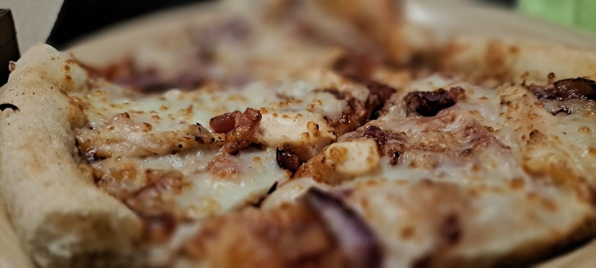 Melt Pizzas