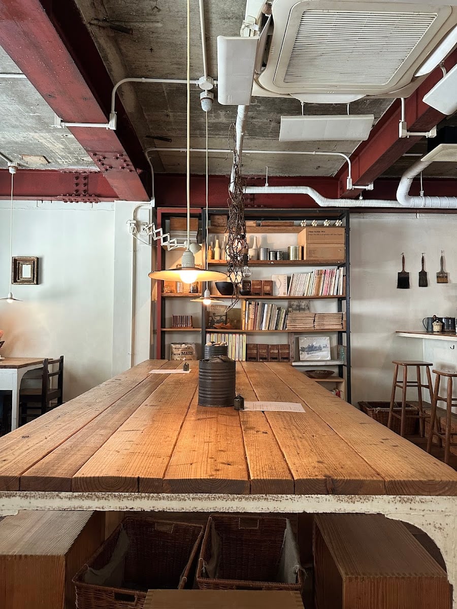 cafe&bar anthem