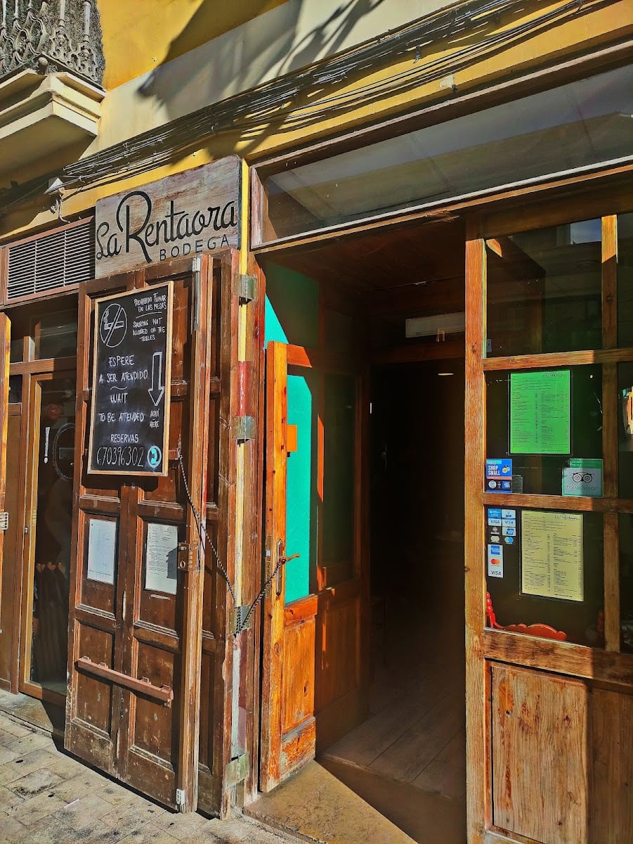 Bodega La Rentaora