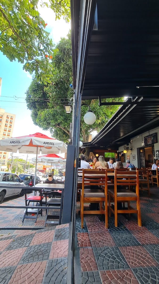 Meio a Meio Bar e Restaurante