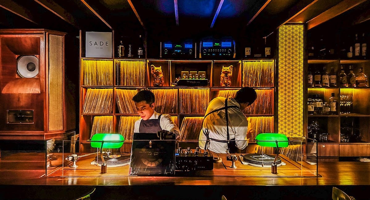 Tokyo Music Bar