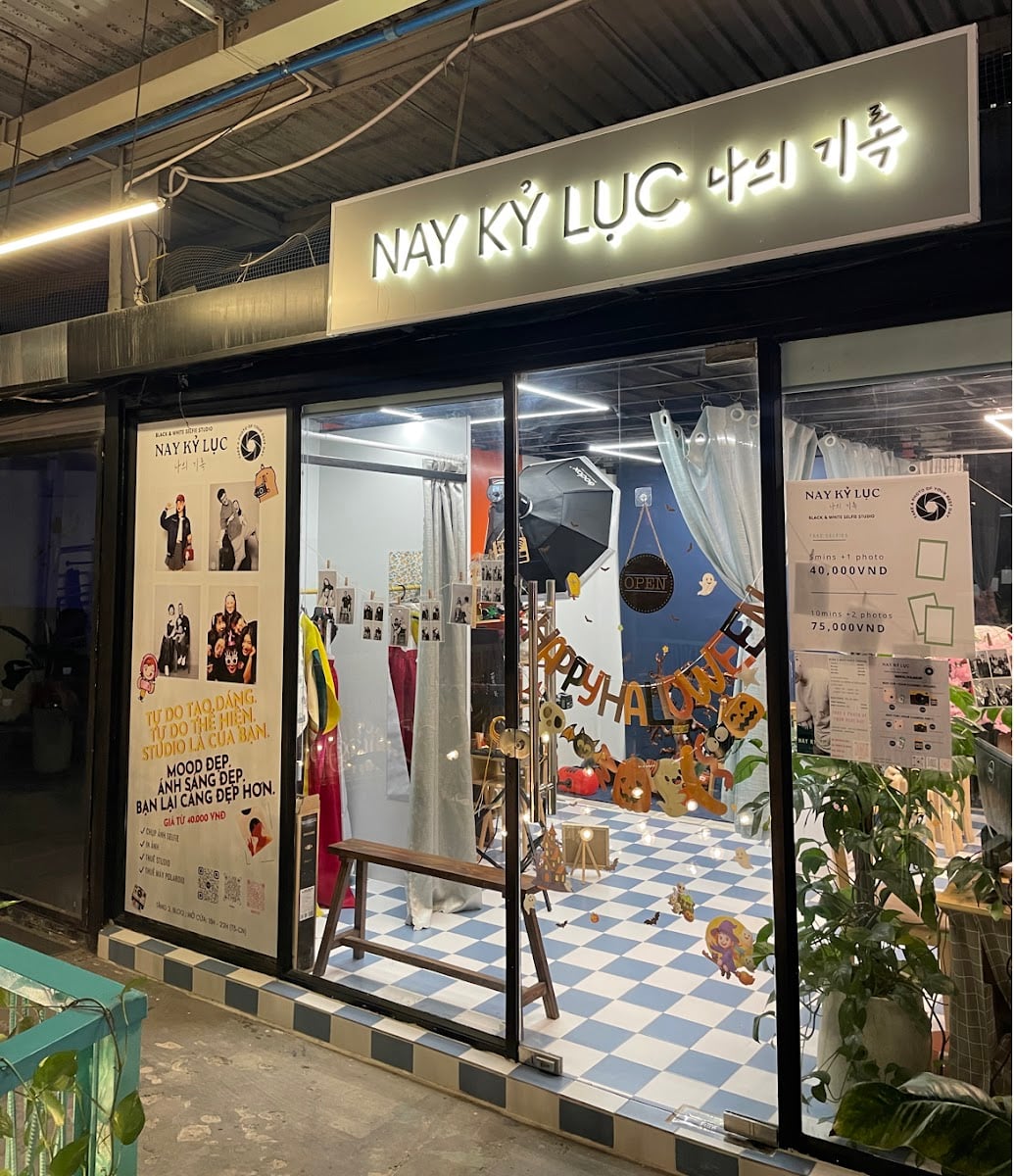 NAY KỶ LỤC - 나의 기록 (Tiệm chụp ảnh selfie, 셀프 사진관, Selfie Studio)