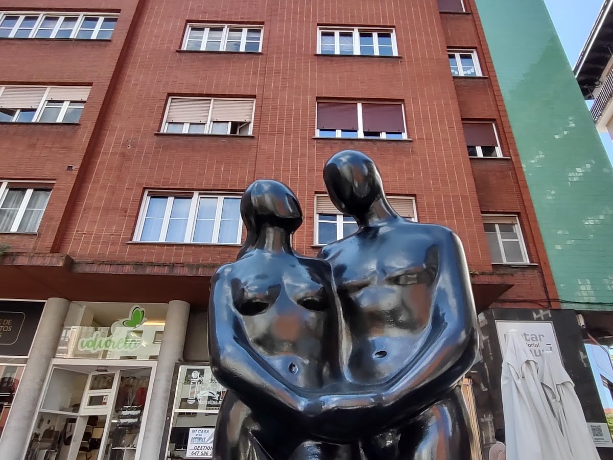 Estatua "Amigos"