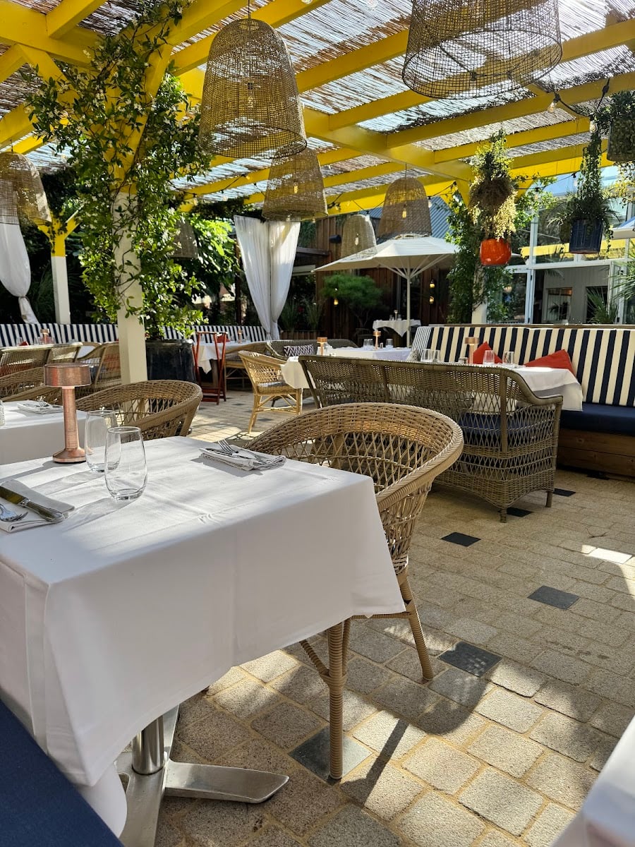 Moïa Restaurant