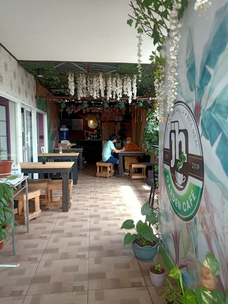 JH Garden Café
