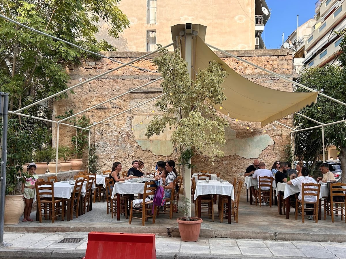 Ταβέρνα των Φίλων
