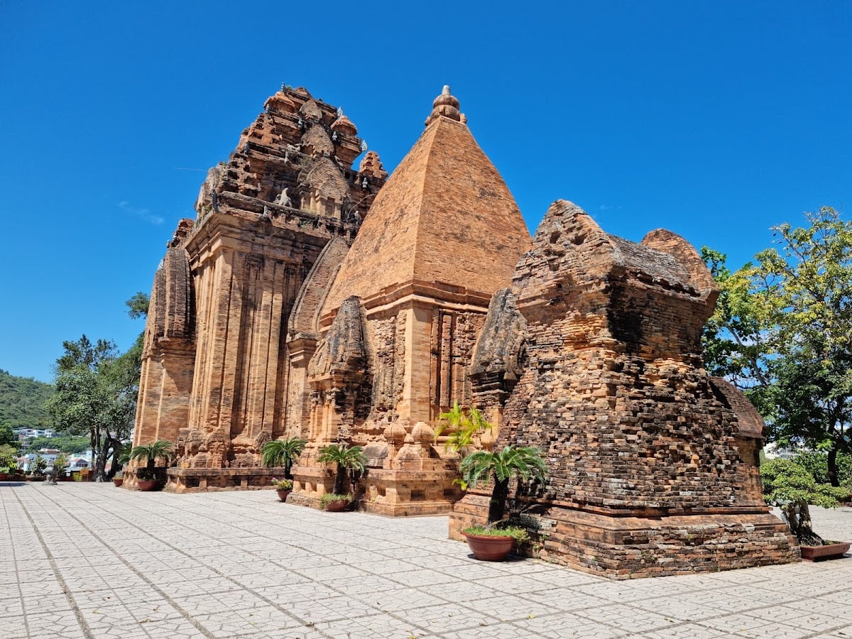 Tháp Bà Ponagar