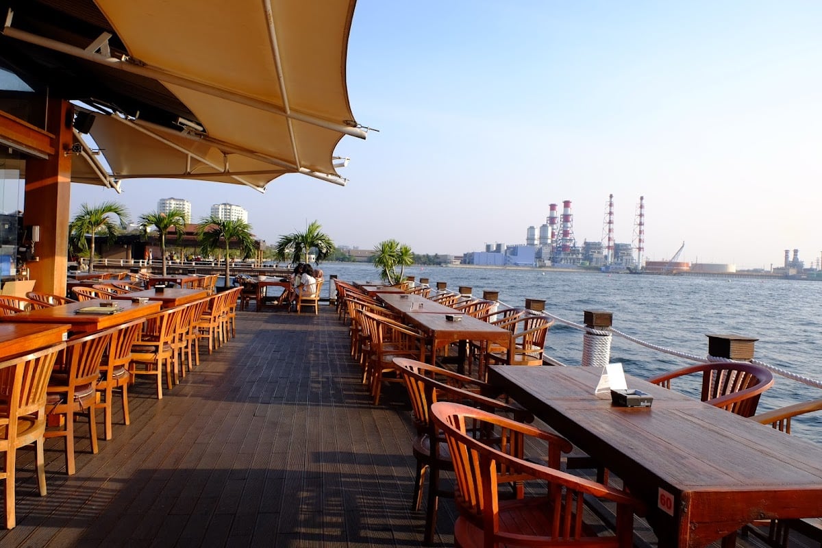 Jetski Cafe